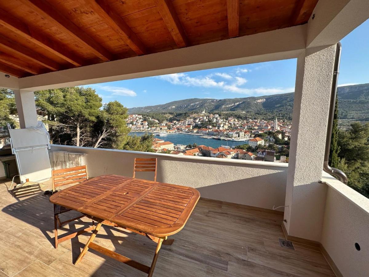 Bellavista Jelsa 2+2 Apartamento *